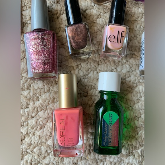 10 piece nail polish bundle - Picture 6 of 7